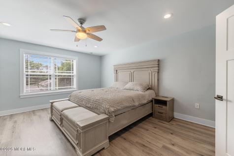 406 Nixon Avenue Bayville NJ 08721