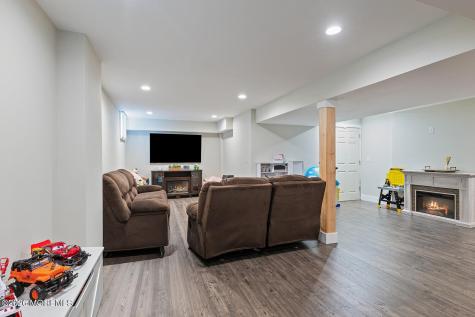 406 Nixon Avenue Bayville NJ 08721