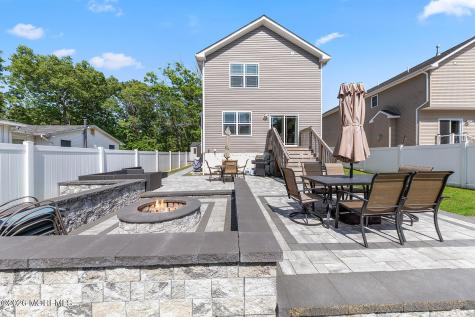 406 Nixon Avenue Bayville NJ 08721