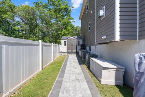 406 Nixon Avenue Bayville NJ 08721