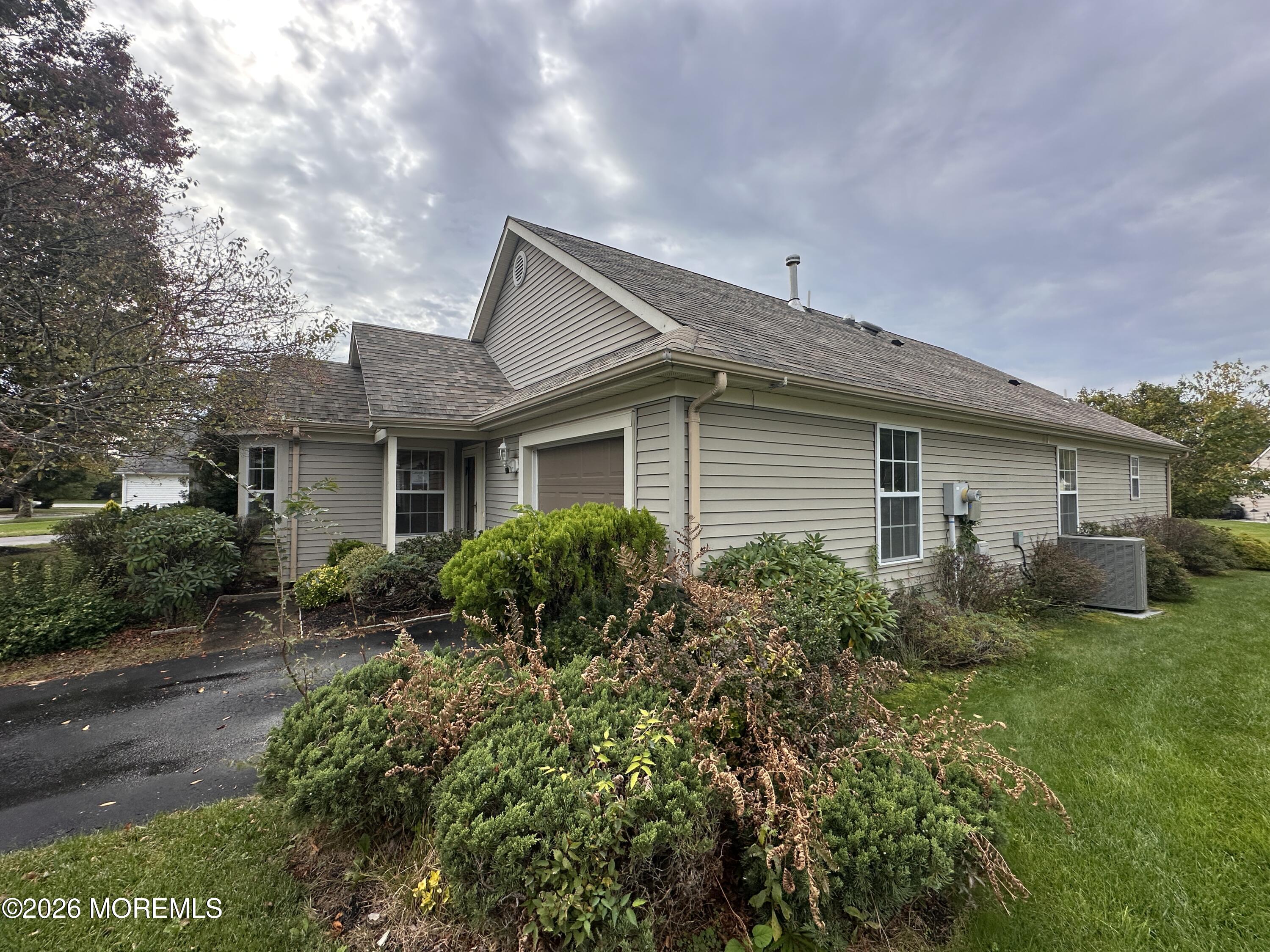 2606 Meadow Lake Drive Toms River NJ 08755