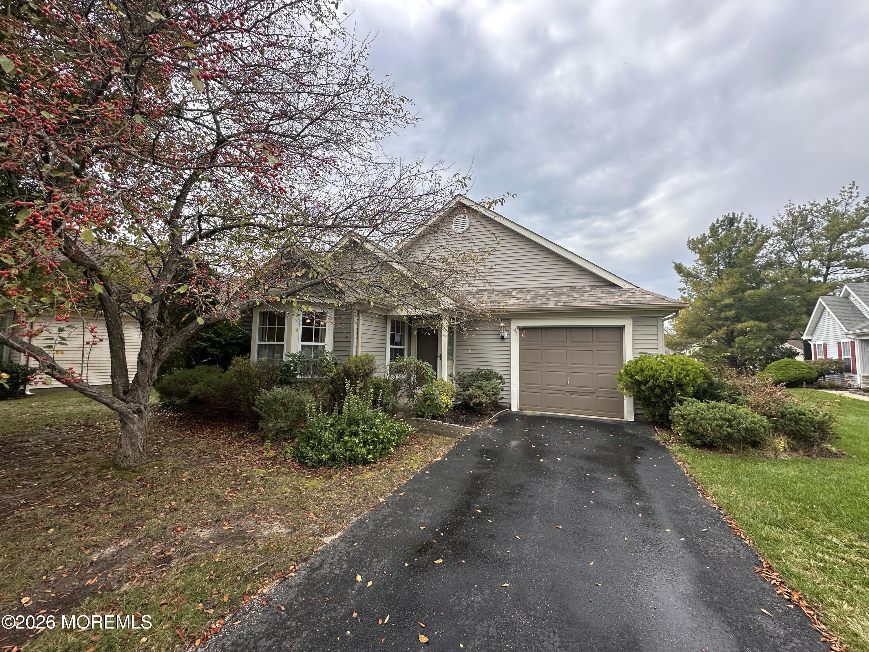2606 Meadow Lake Drive Toms River NJ 08755