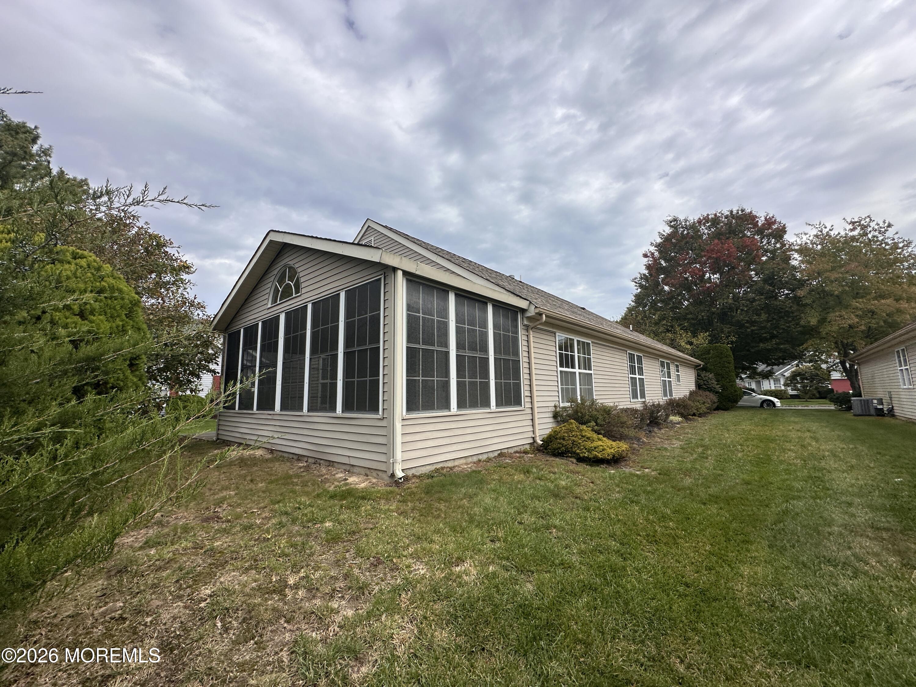 2606 Meadow Lake Drive Toms River NJ 08755