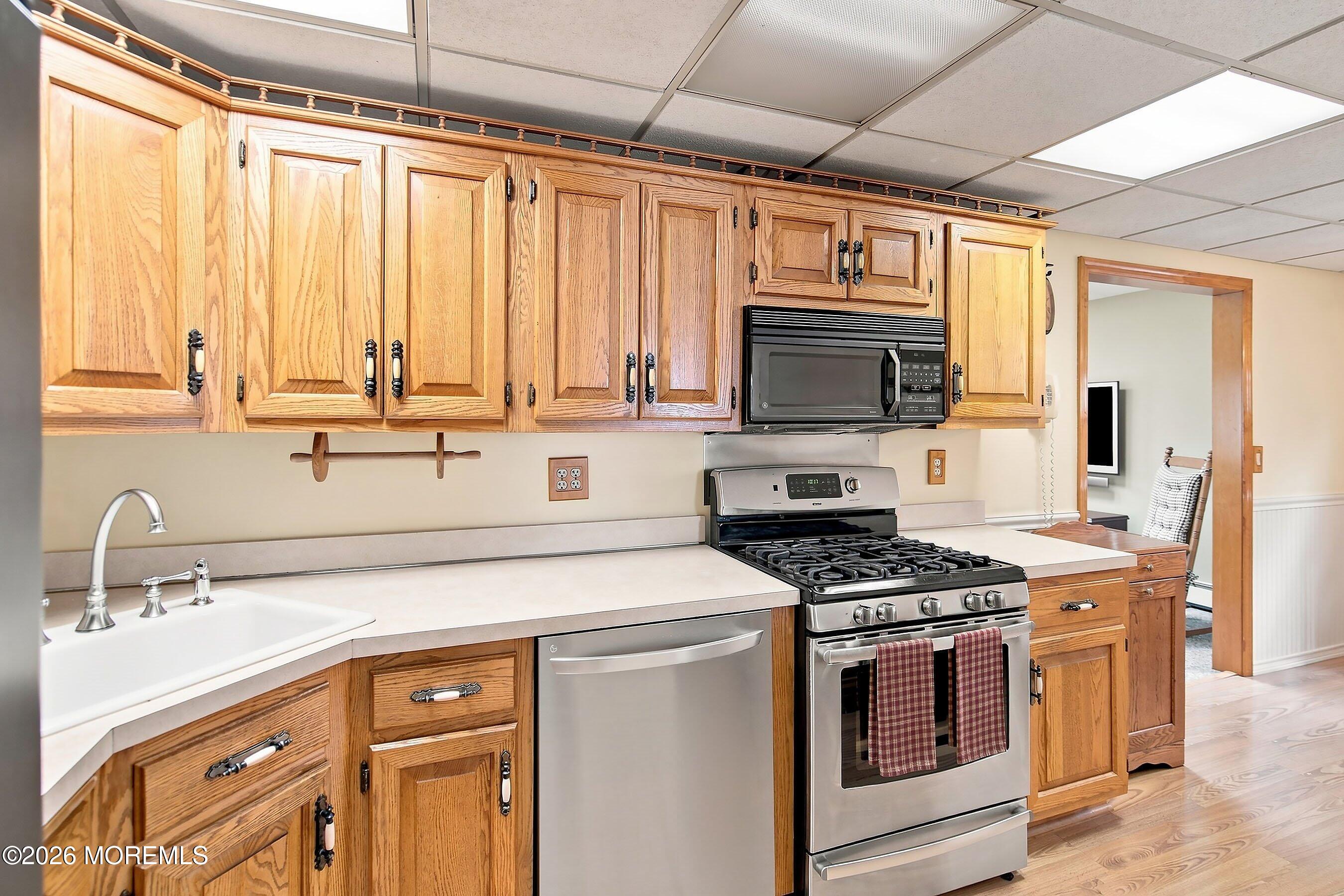 180 Gabriel Terrace Sayreville NJ 08879