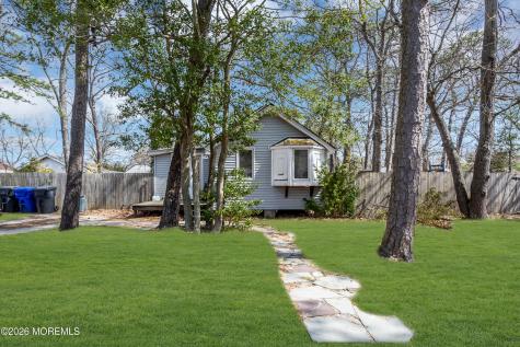 33 Wintergreen Avenue Brick NJ 08723