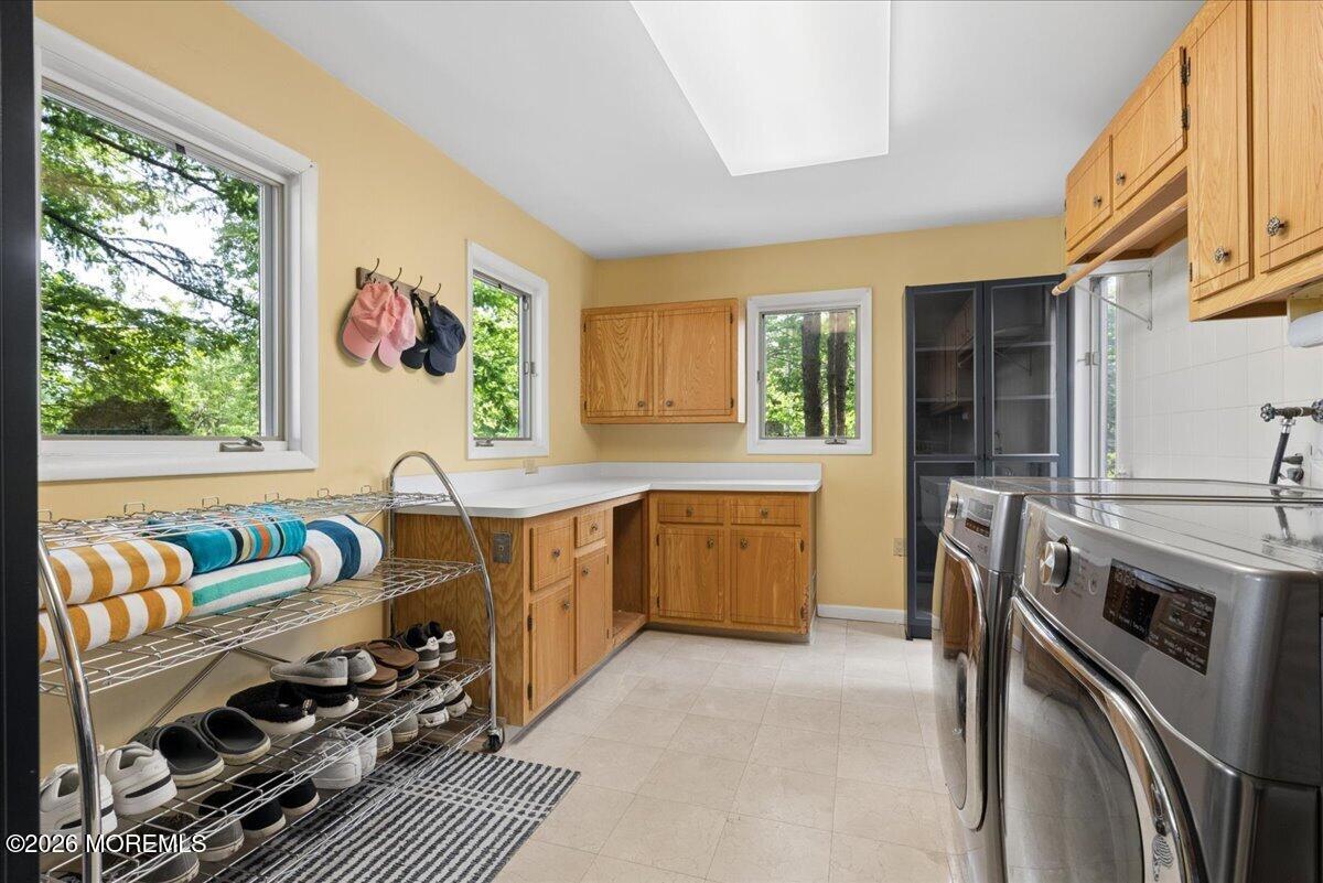 5 Eli Circle Morganville NJ 07751