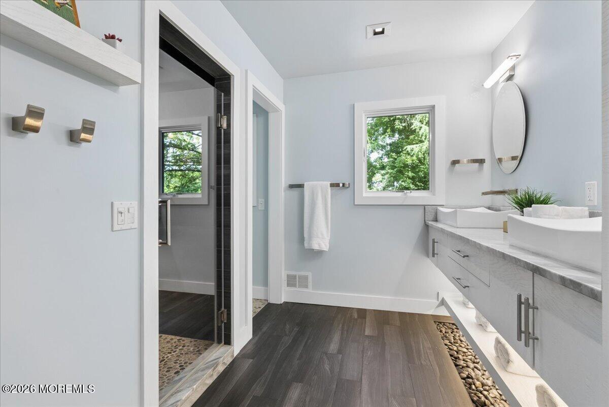 5 Eli Circle Morganville NJ 07751