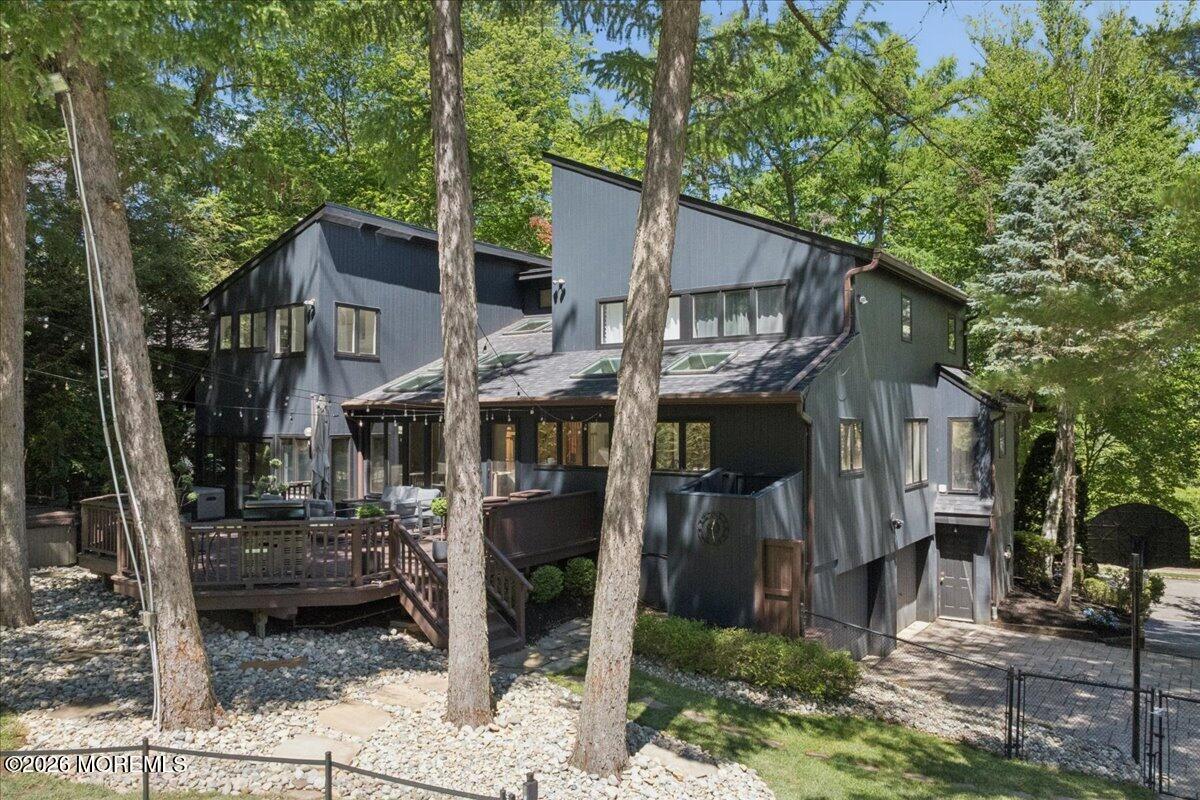 5 Eli Circle Morganville NJ 07751