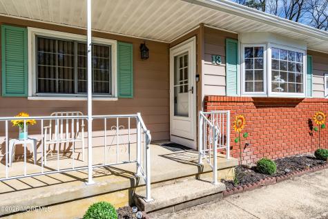 13 Michigan Avenue Whiting NJ 08759