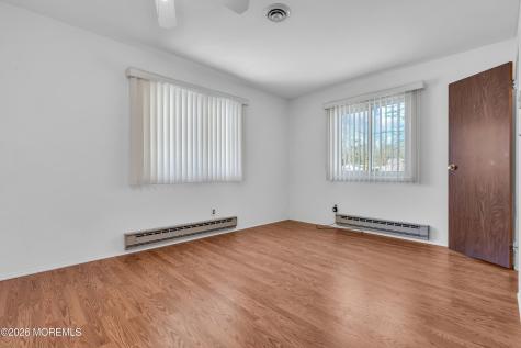 13 Michigan Avenue Whiting NJ 08759