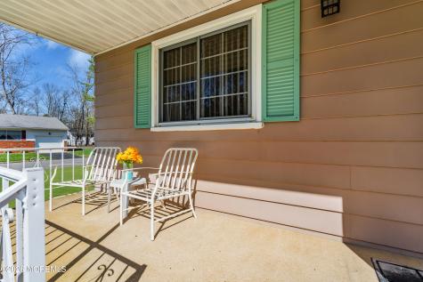 13 Michigan Avenue Whiting NJ 08759