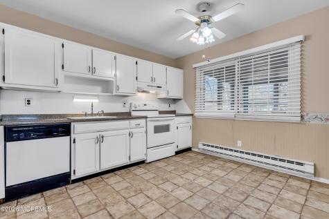 13 Michigan Avenue Whiting NJ 08759