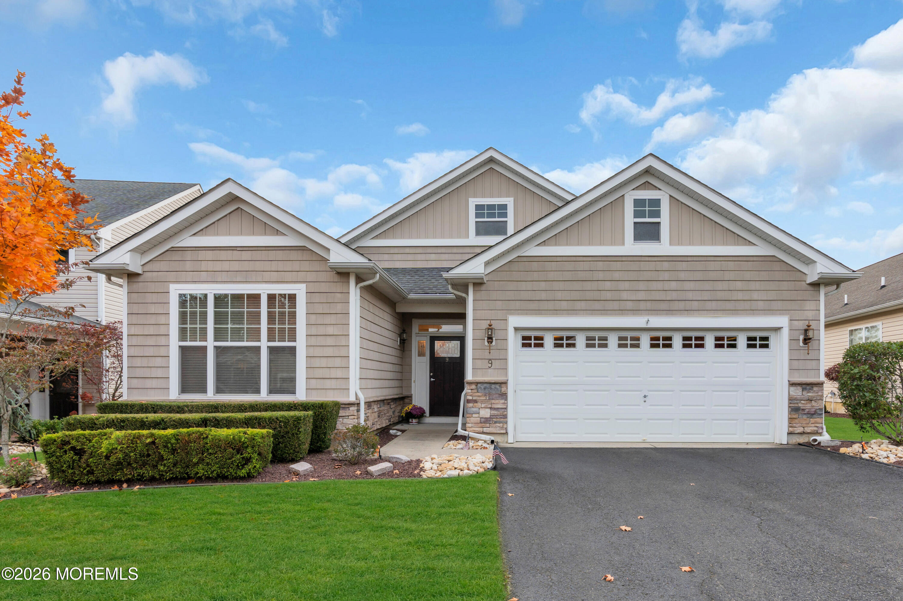 9 Day Star Road Manalapan NJ 07726