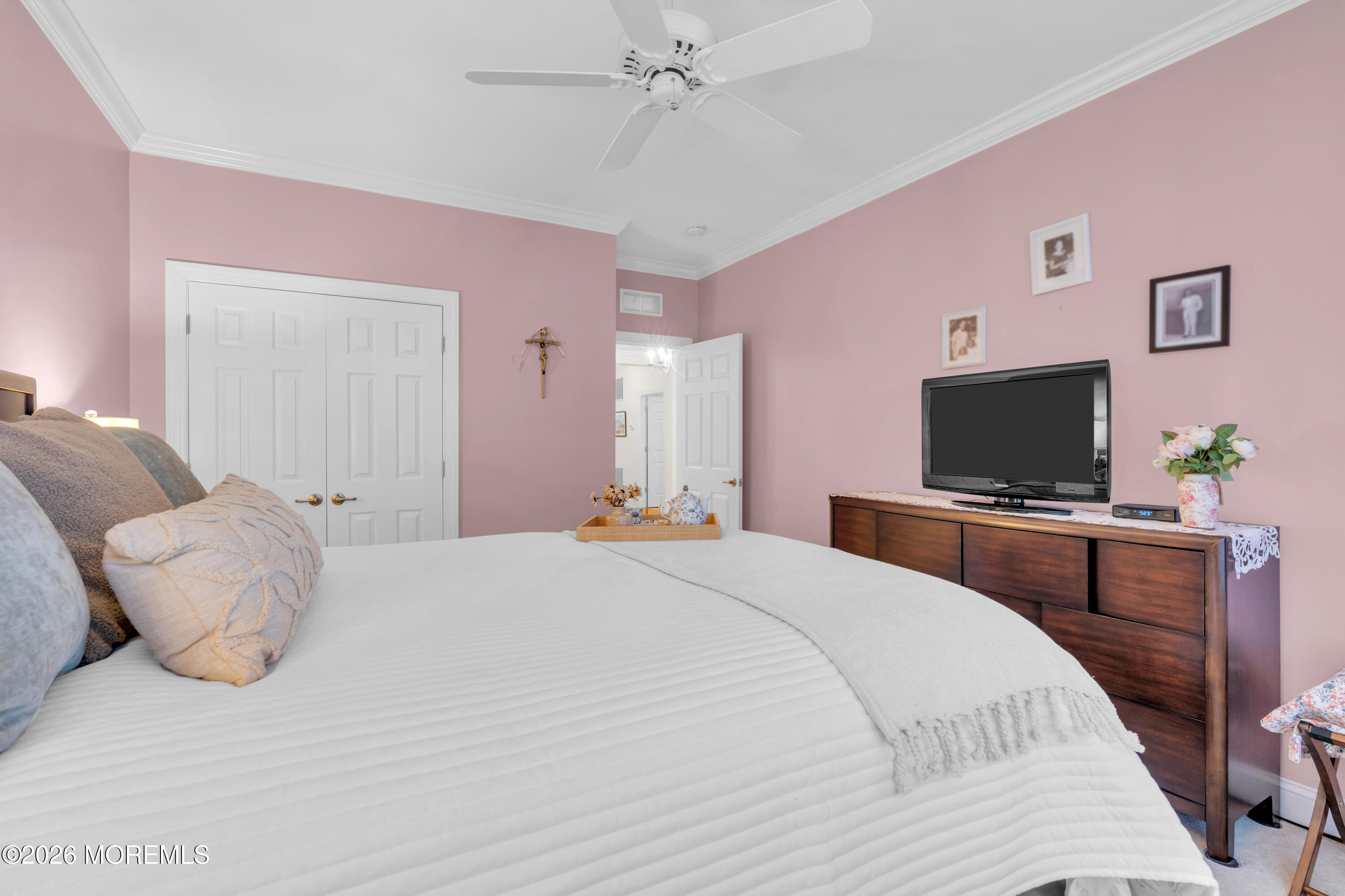 9 Day Star Road Manalapan NJ 07726