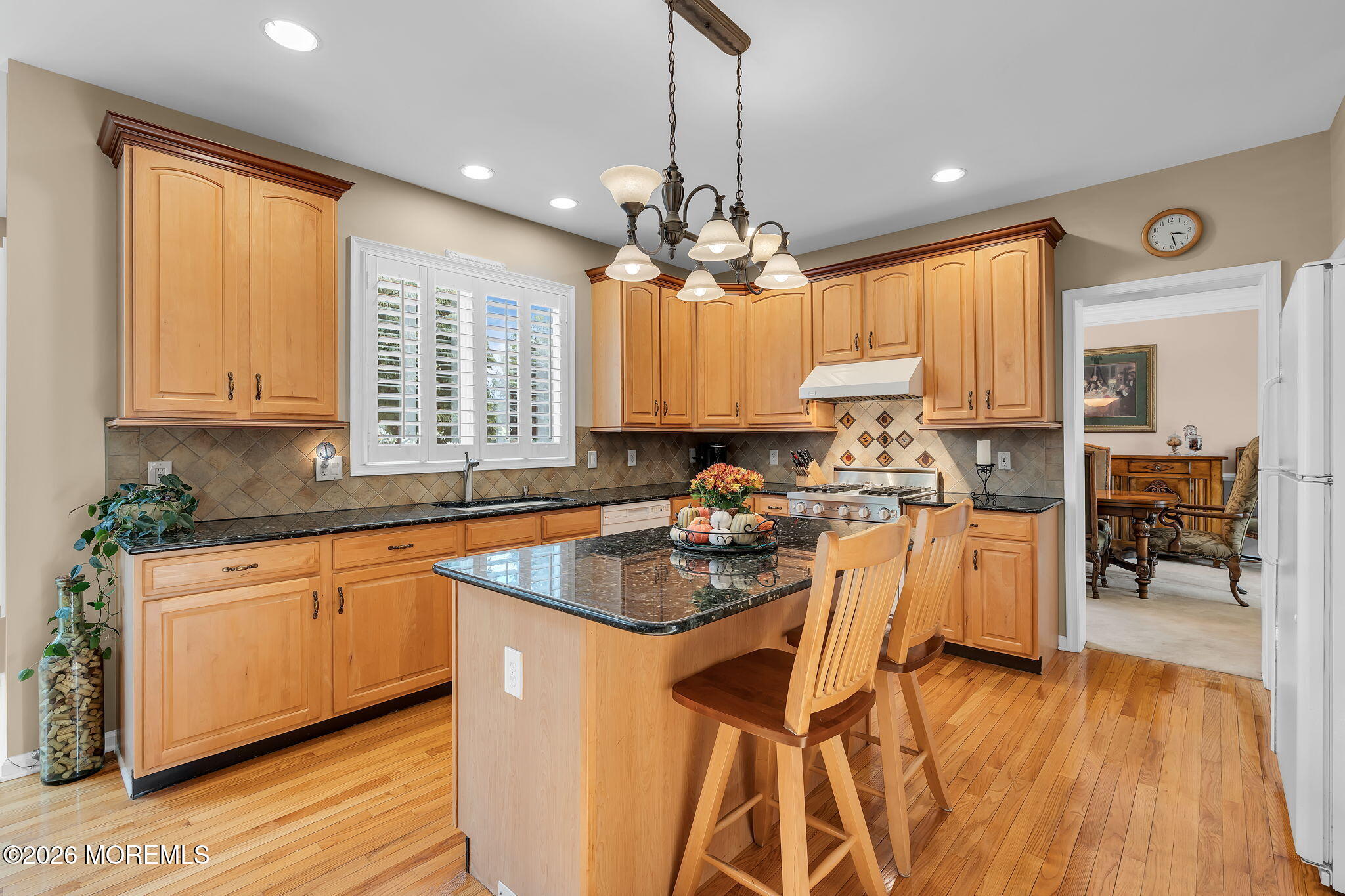 6 Nicklaus Lane Farmingdale NJ 07727