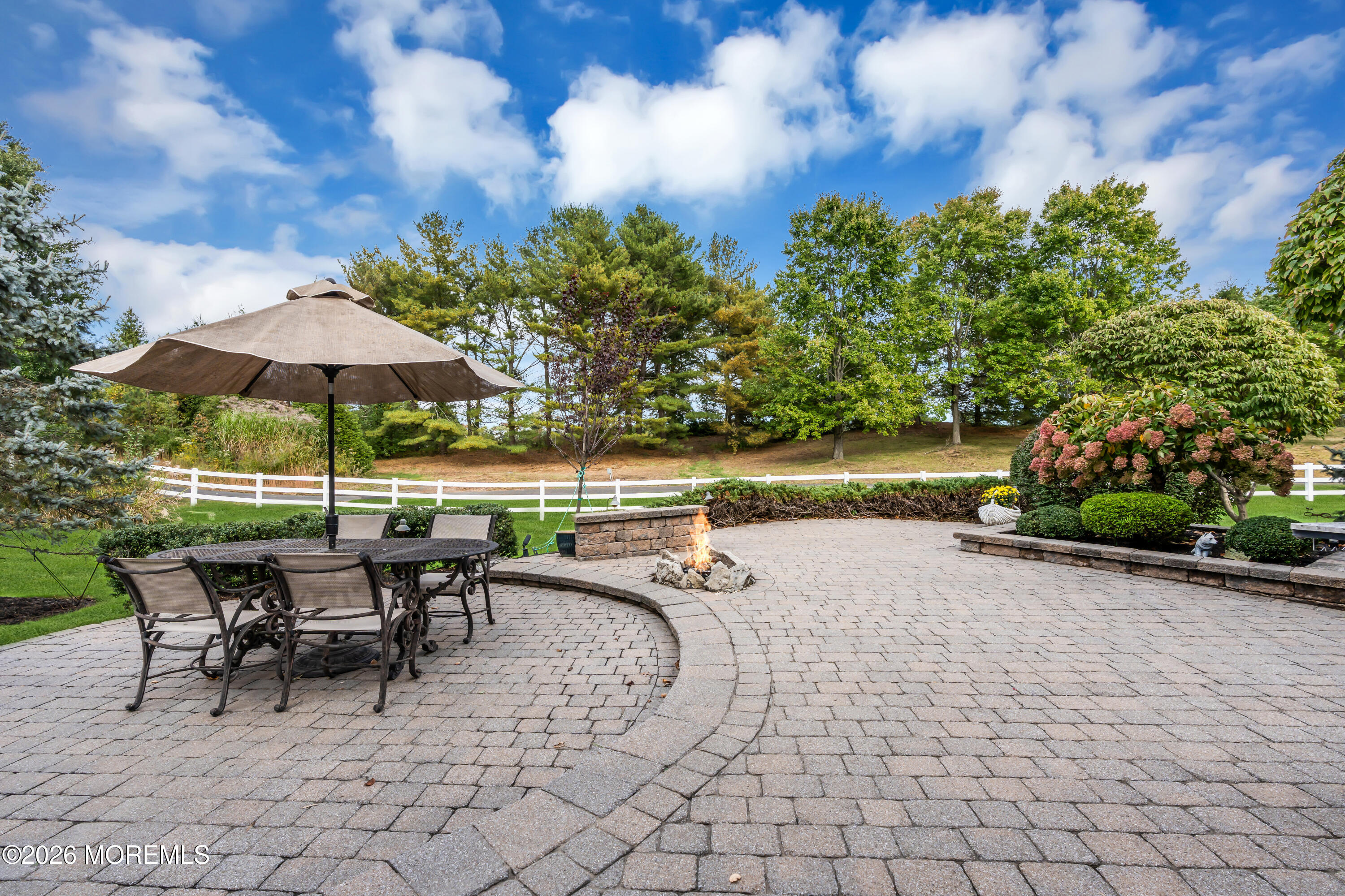 6 Nicklaus Lane Farmingdale NJ 07727