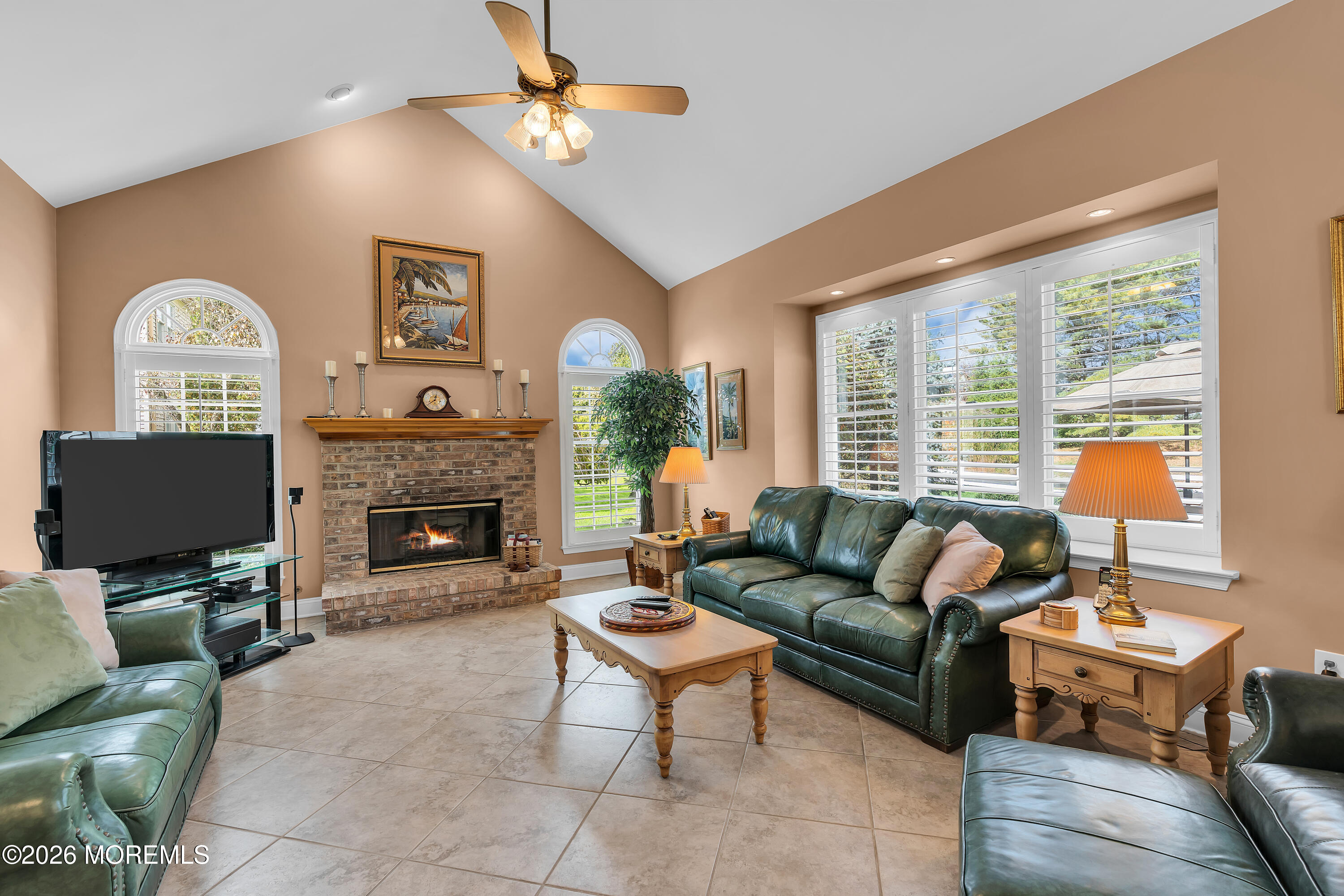 6 Nicklaus Lane Farmingdale NJ 07727