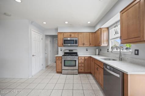 51 Deborah Lane Howell NJ 07731