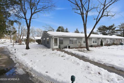 367F Chesterfield Court Lakewood NJ 08701
