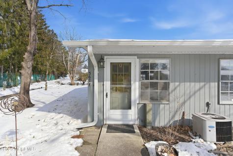 367F Chesterfield Court Lakewood NJ 08701
