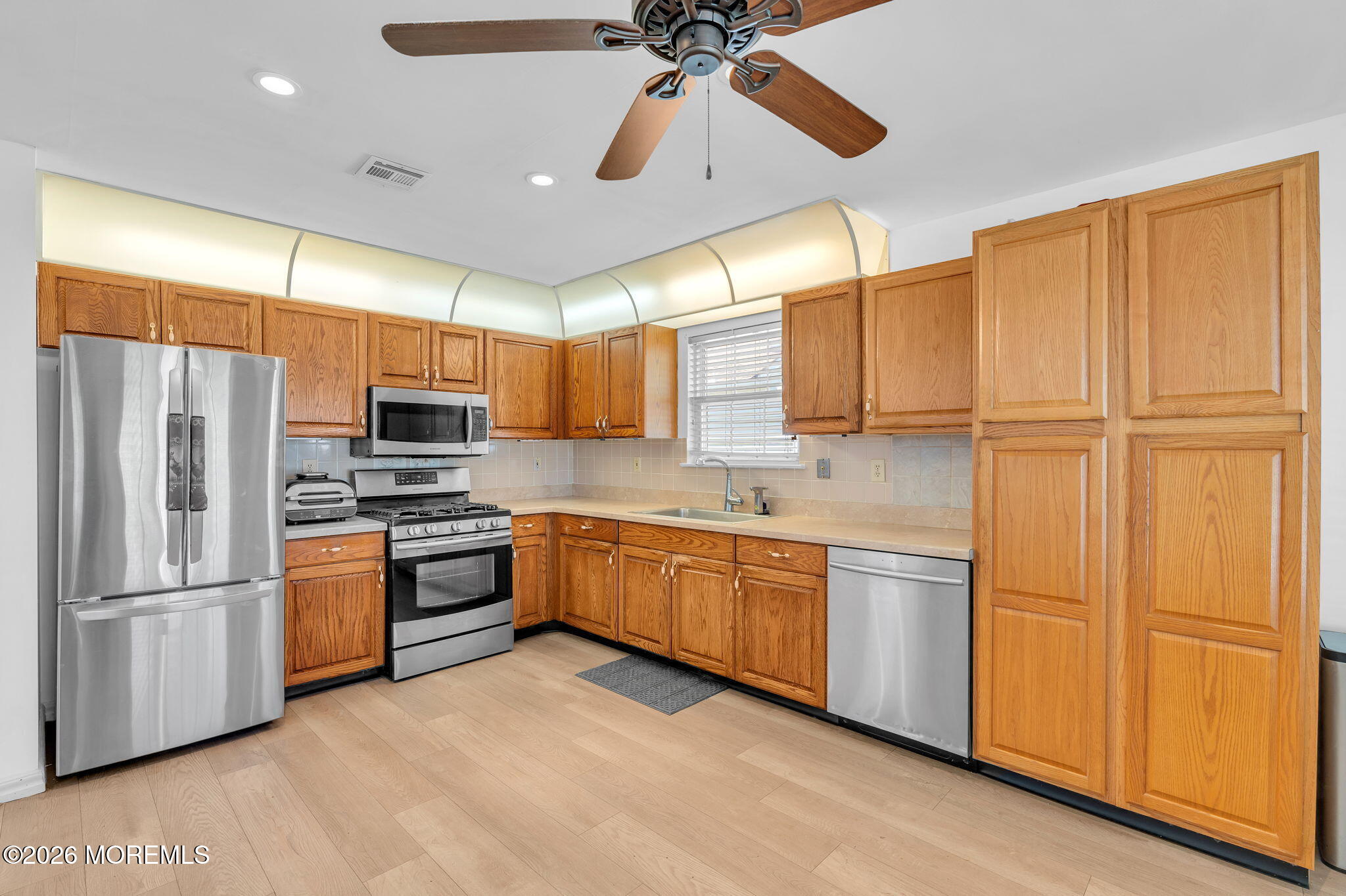 102 Canterbury Lane Toms River NJ 08757