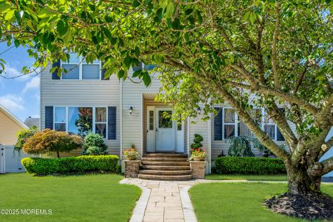 24 Abraham Drive Howell NJ 07731