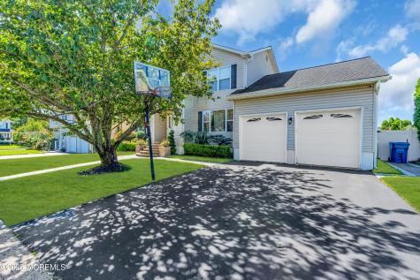 24 Abraham Drive Howell NJ 07731