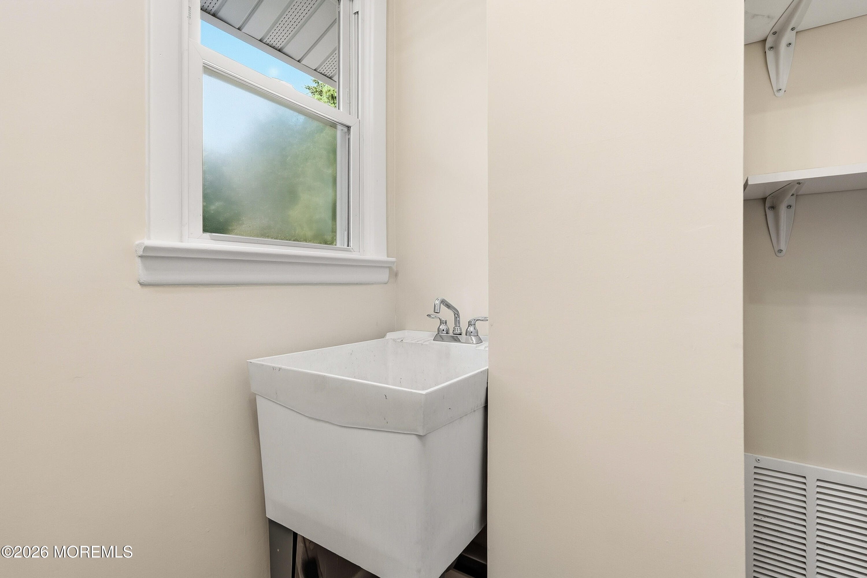 214 Hope Road Tinton Falls NJ 07724