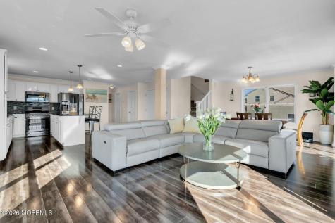 607 Bay Avenue Union Beach NJ 07735
