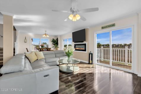 607 Bay Avenue Union Beach NJ 07735
