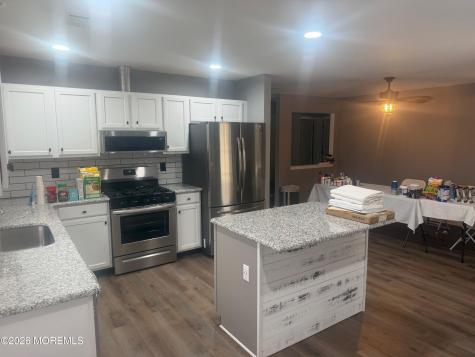 71 Skyline Drive Lakewood NJ 08701