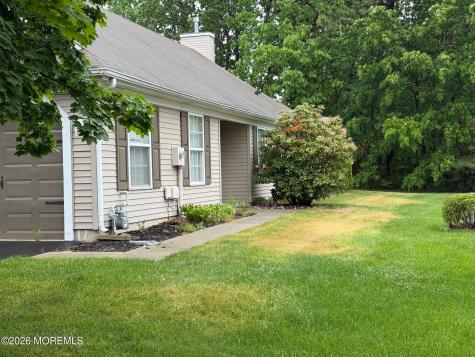 71 Skyline Drive Lakewood NJ 08701