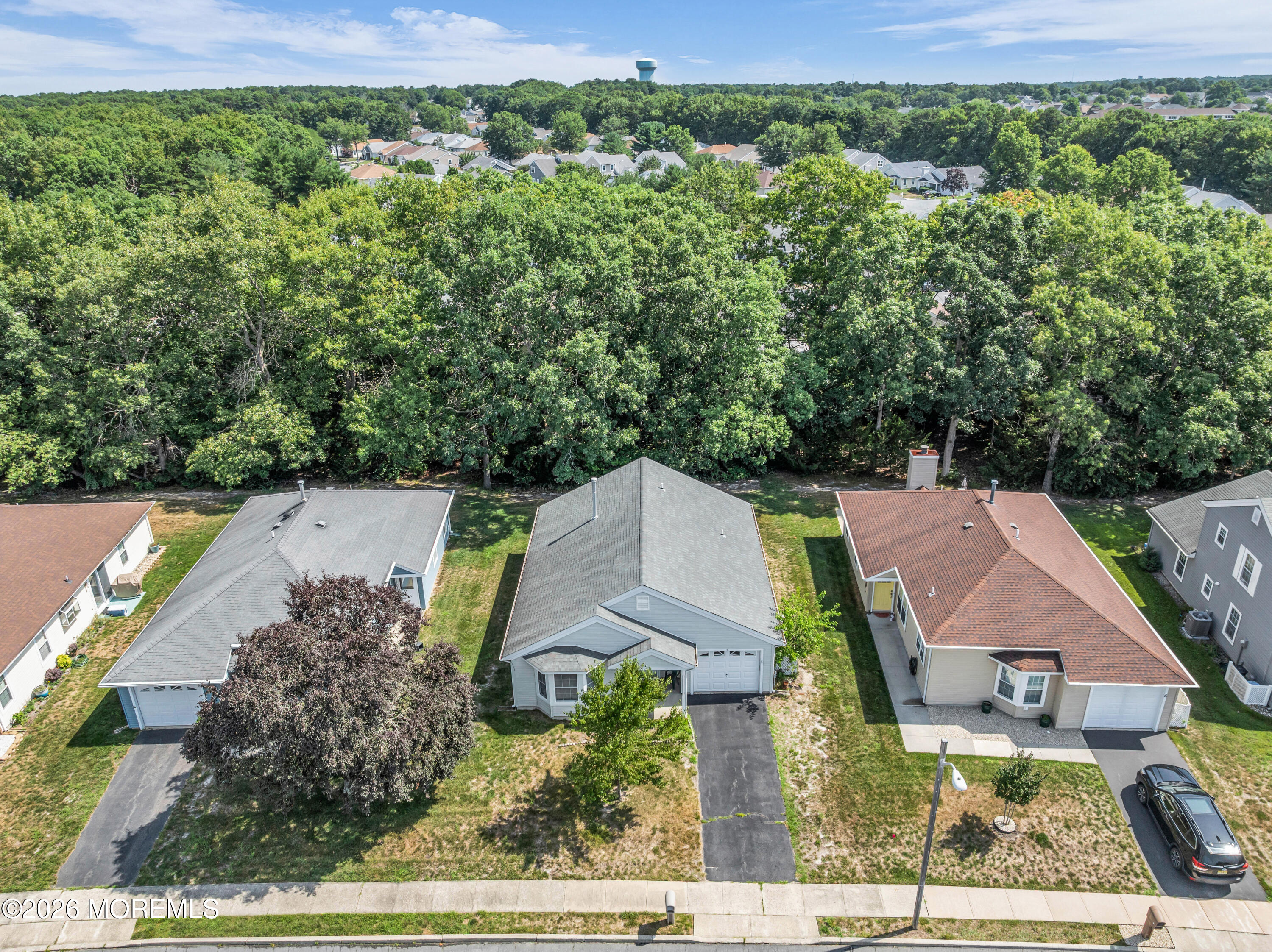 8 Dogwood Drive Barnegat NJ 08005