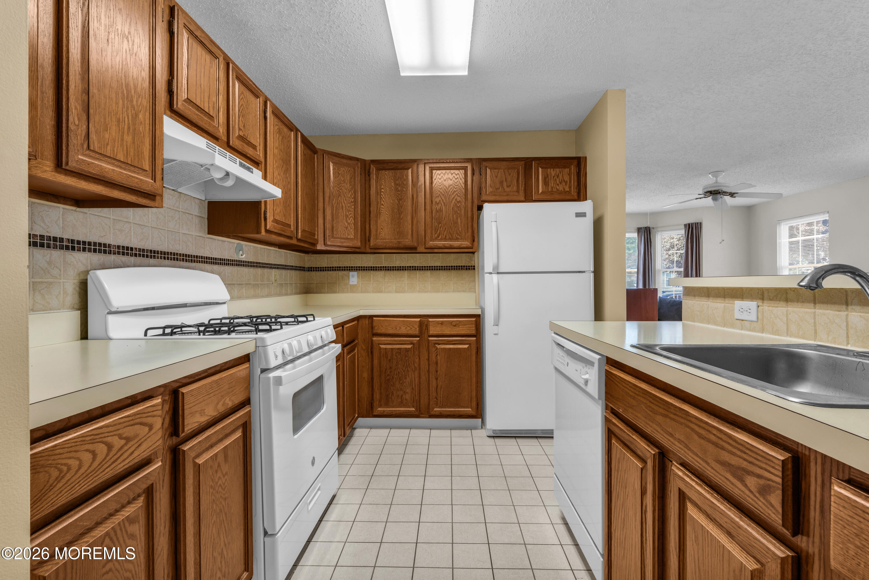 8 Dogwood Drive Barnegat NJ 08005
