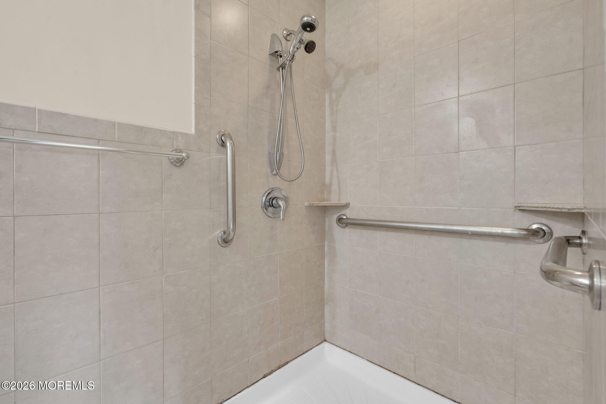 27 Wyckham Road Tinton Falls NJ 07724