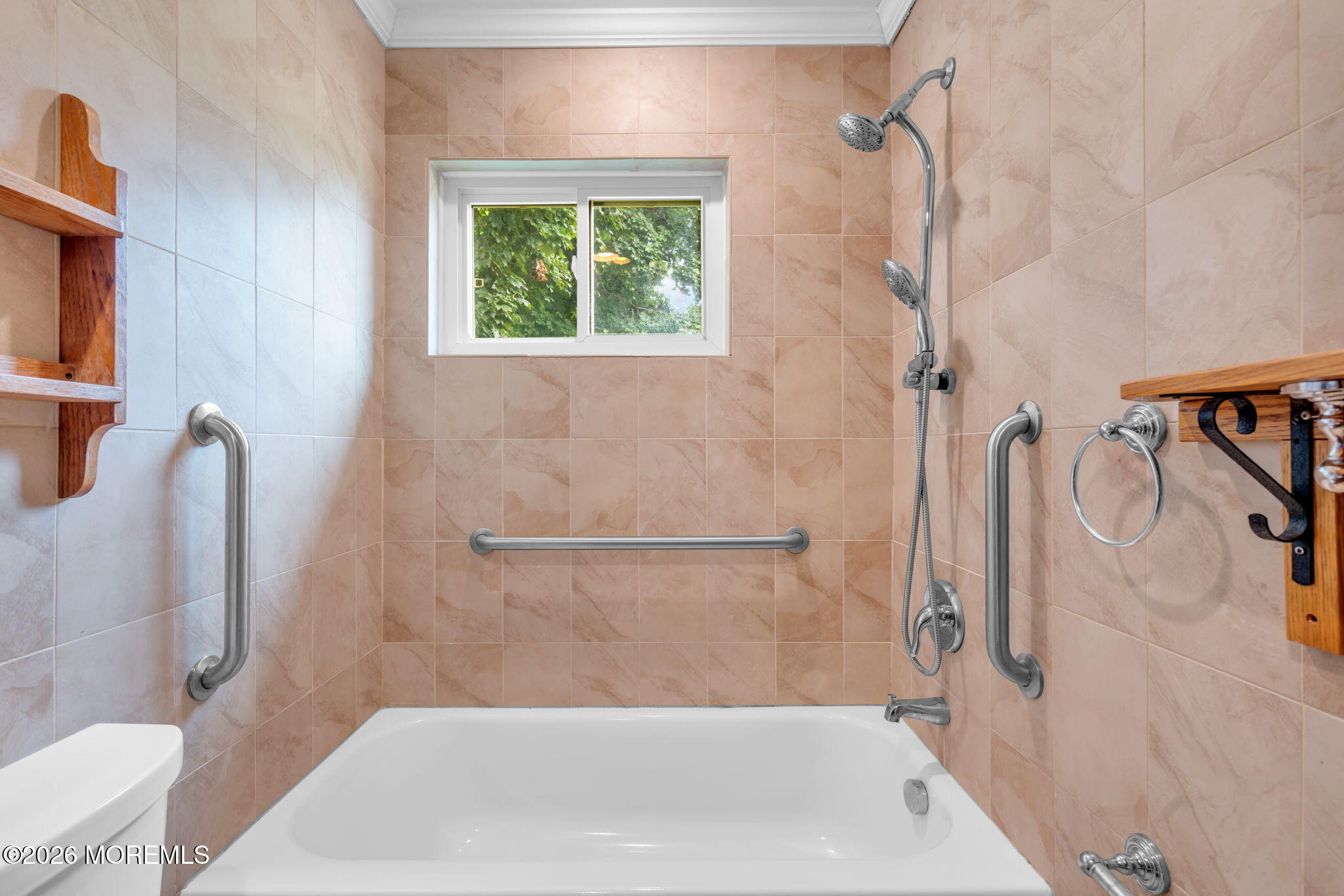 27 Wyckham Road Tinton Falls NJ 07724