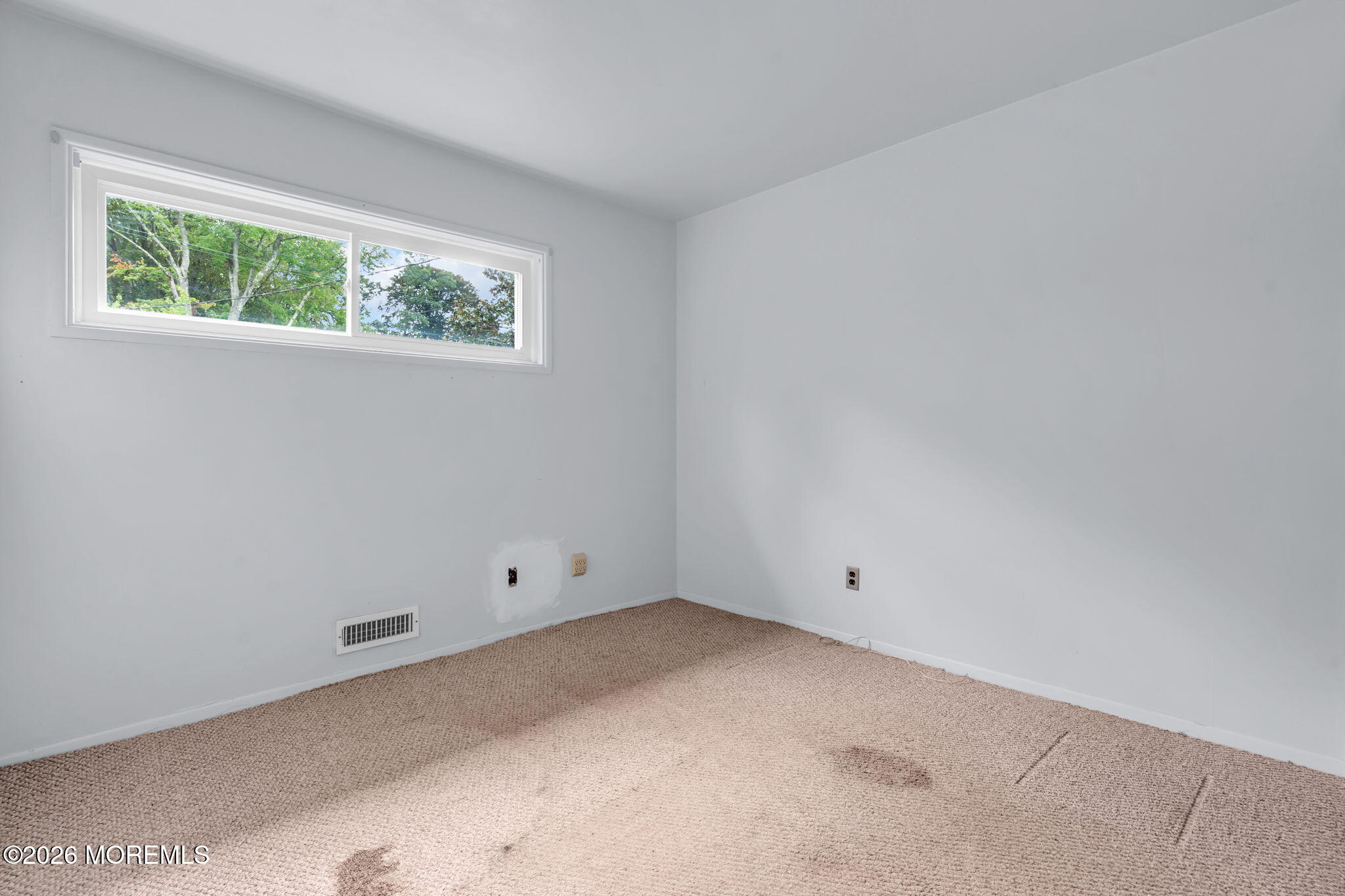 27 Wyckham Road Tinton Falls NJ 07724