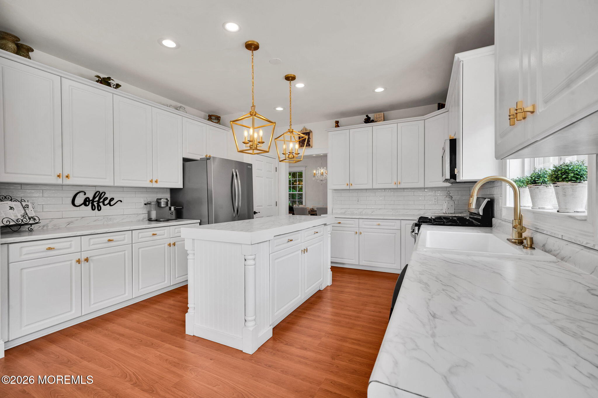 28 Canterbury Way Farmingdale NJ 07727