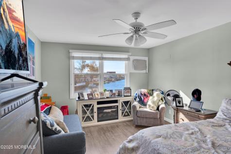23 W Sail Drive Little Egg Harbor NJ 08087