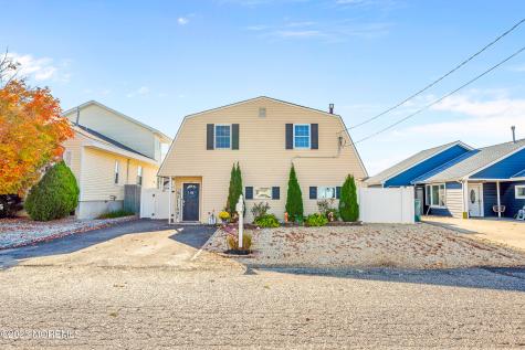 23 W Sail Drive Little Egg Harbor NJ 08087
