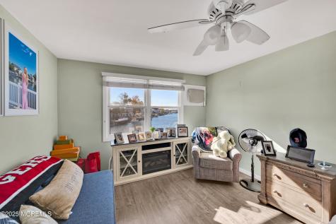 23 W Sail Drive Little Egg Harbor NJ 08087