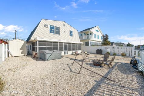 23 W Sail Drive Little Egg Harbor NJ 08087
