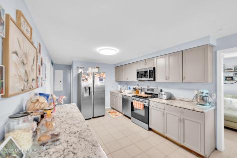 23 W Sail Drive Little Egg Harbor NJ 08087
