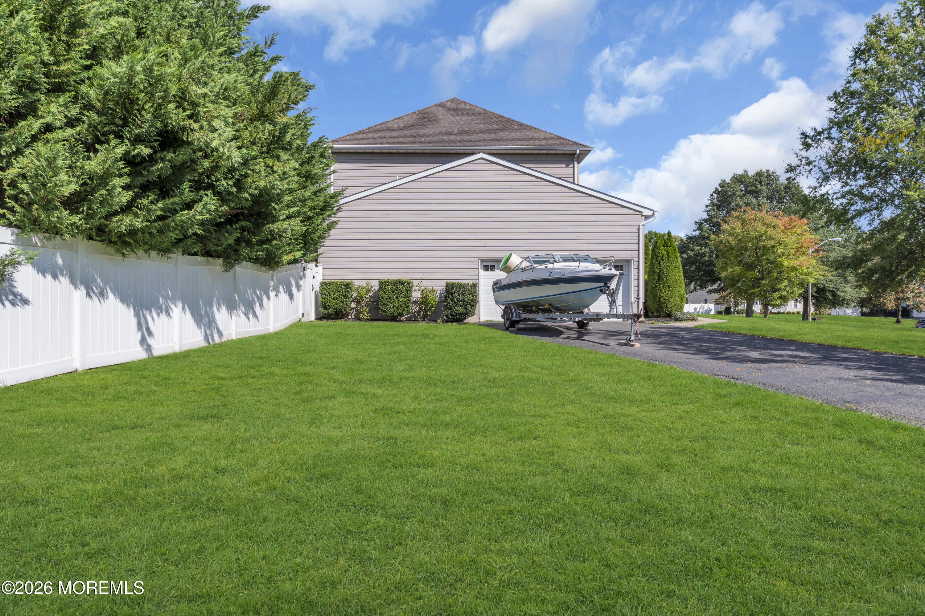 40 Outlook Lane Freehold NJ 07728