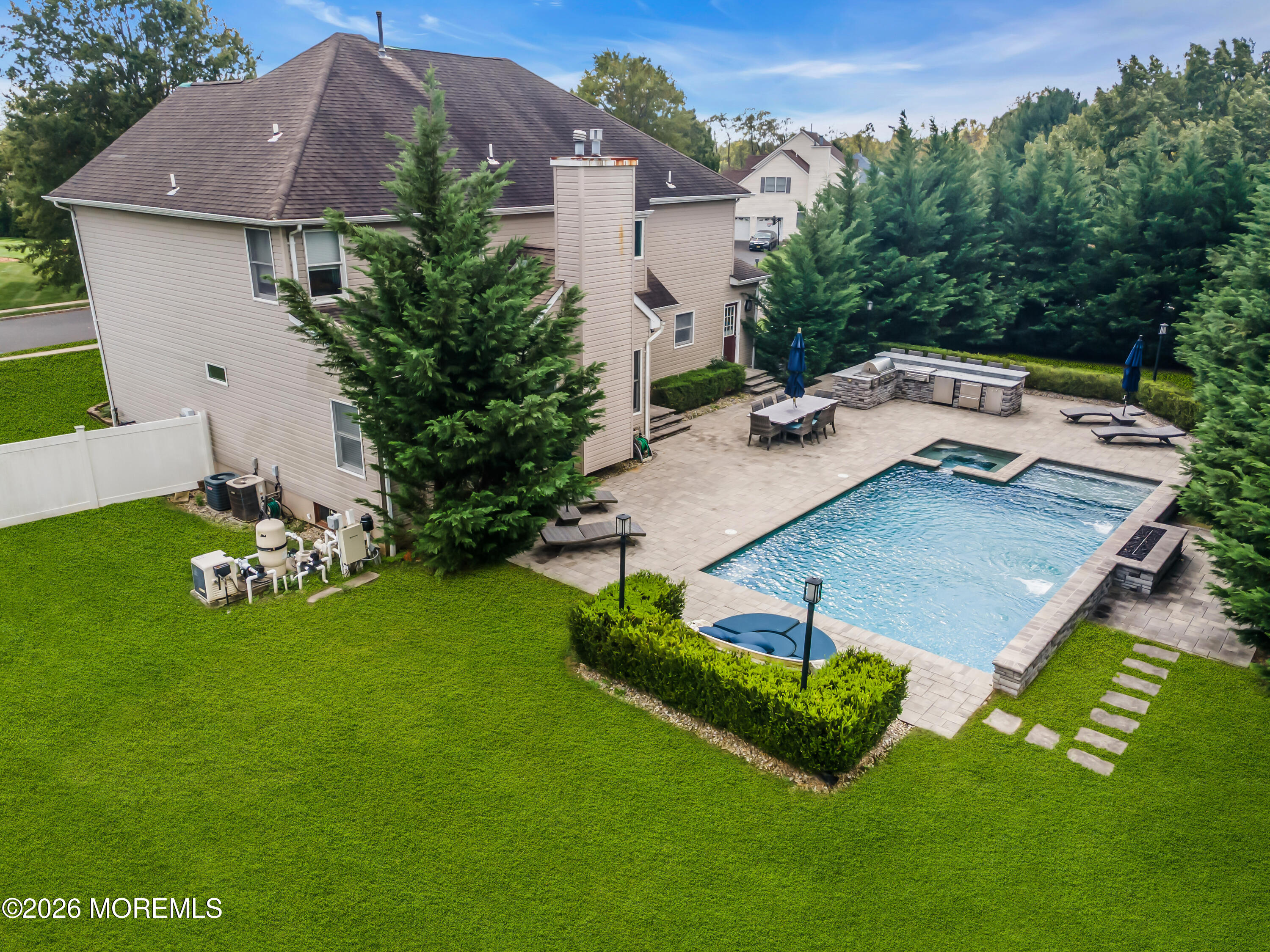 40 Outlook Lane Freehold NJ 07728