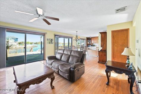 945 Mallard Drive Lanoka Harbor NJ 08734