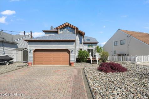 945 Mallard Drive Lanoka Harbor NJ 08734