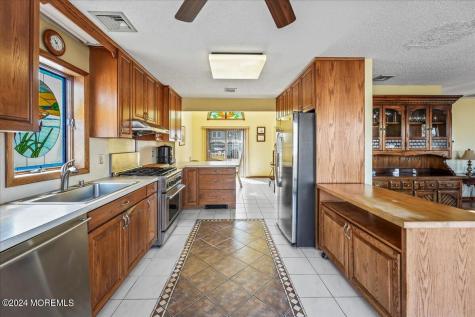 945 Mallard Drive Lanoka Harbor NJ 08734