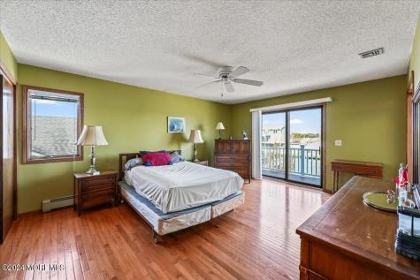945 Mallard Drive Lanoka Harbor NJ 08734