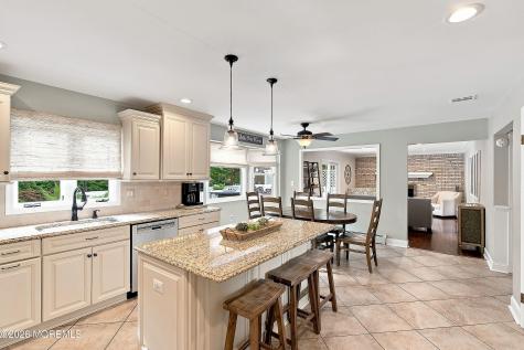 11 Sir Paul Court Middletown NJ 07748